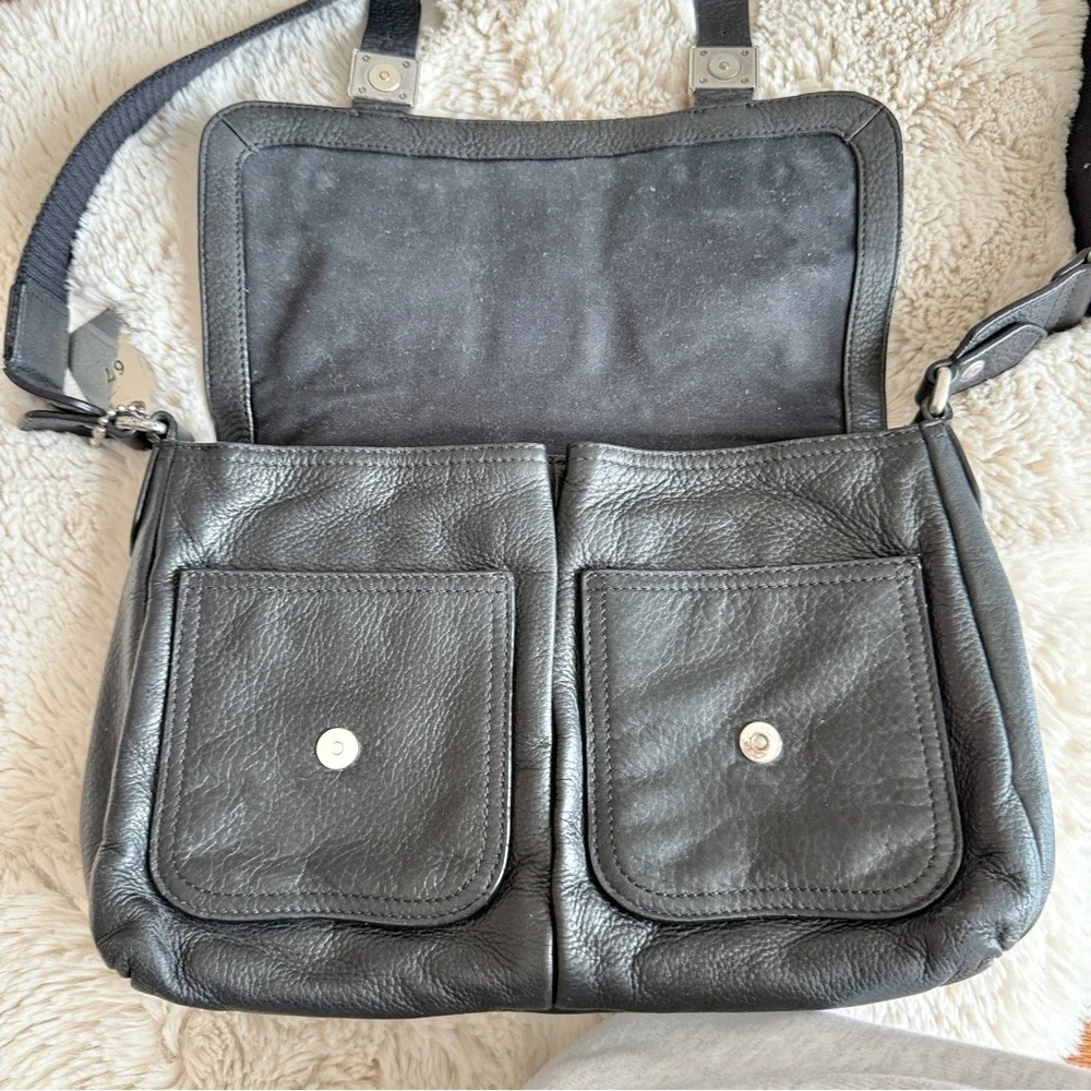 Ralph Lauren Messenger Black Leather Crossbody Bag - Picture 2 of 14